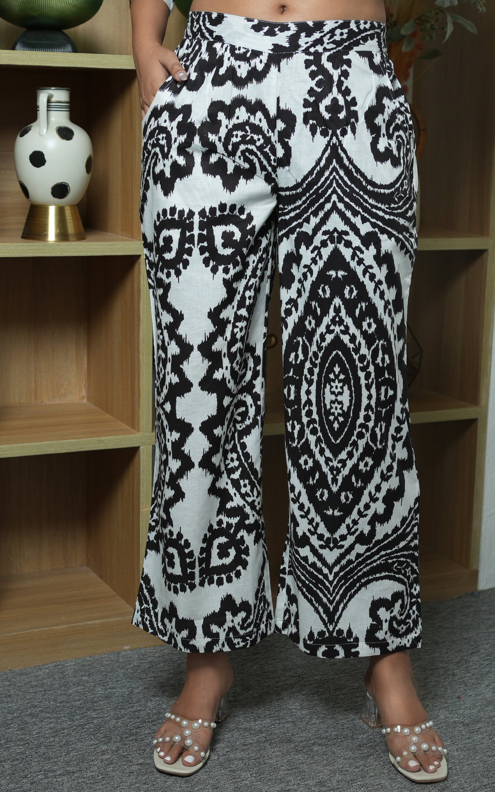 Black & White Women Printed Coord Set With Collar